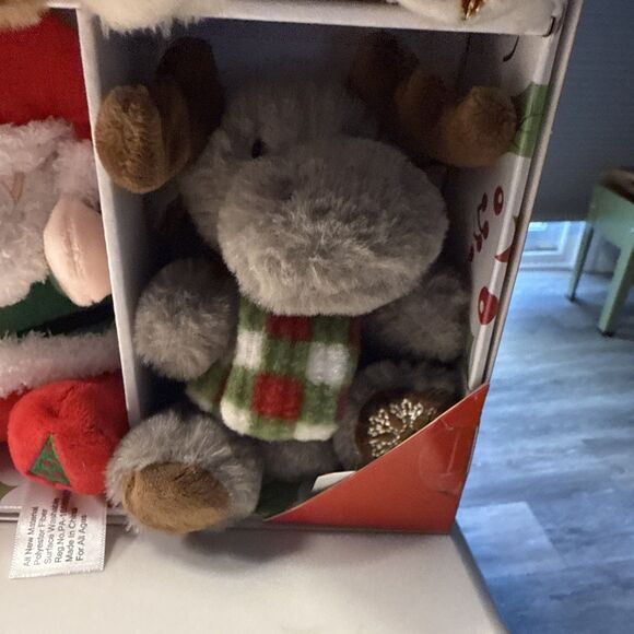 NIB 12 Piece Hugfun Plush Christmas Ornament Collection Snowmen Reindeer Moose - Picture 11 of 15